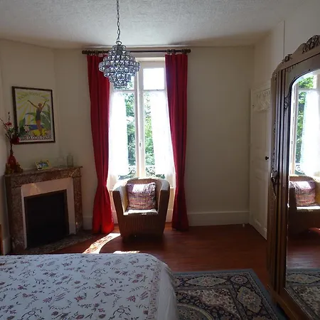 Chateau La Perche Hotel